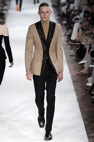 Alexander McQueen / - 2009